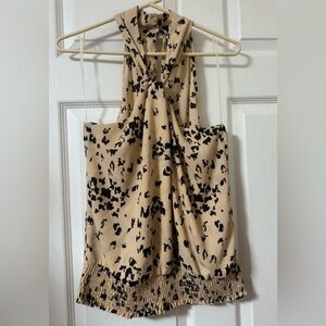 Stylish Tan and Black Tank Top for Versatile Wear